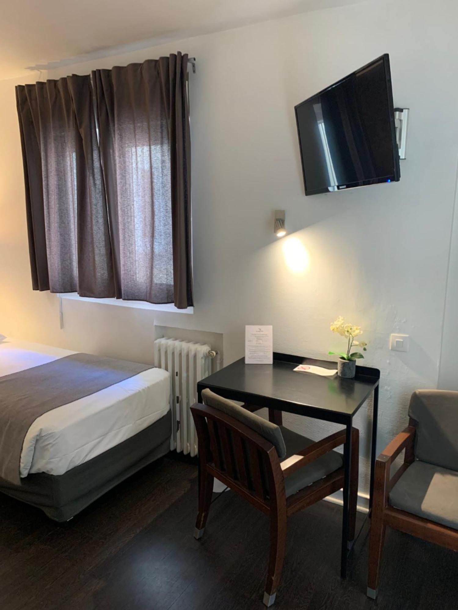 Hotel Les Negociants 2*